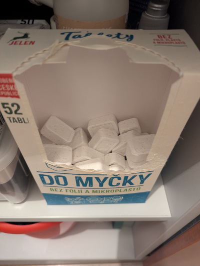 Daruji tablety do myčky Jelen