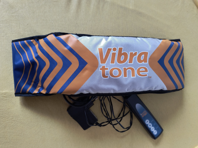 Masážní přístroj na hubnutí břicha