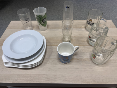 Nádobí, skleničky, kelímky, hrníček