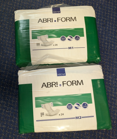 Dvě balení plenkových kalhotek