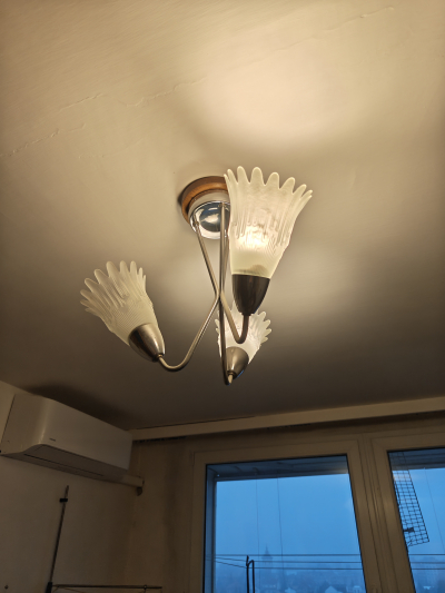 Lustr a 2 nástěnné lampy