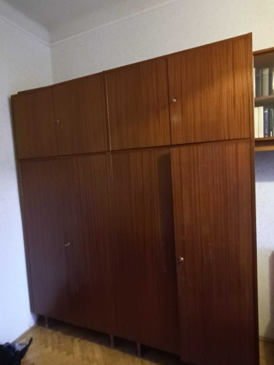 Vysoké skříně 2x - Praha