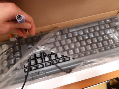 Nova klavesnice k pevnemu pocitaci