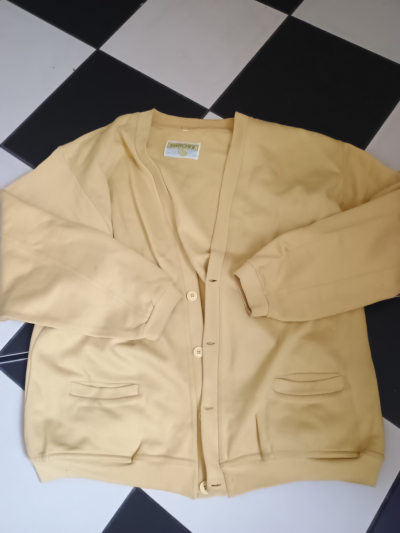 Jinak žlutá zapínací mikina L