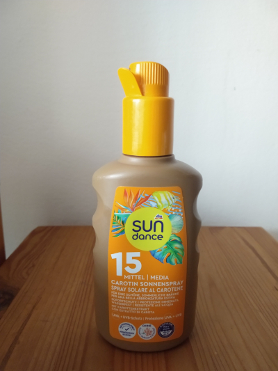 Sprej na opalování OF 15