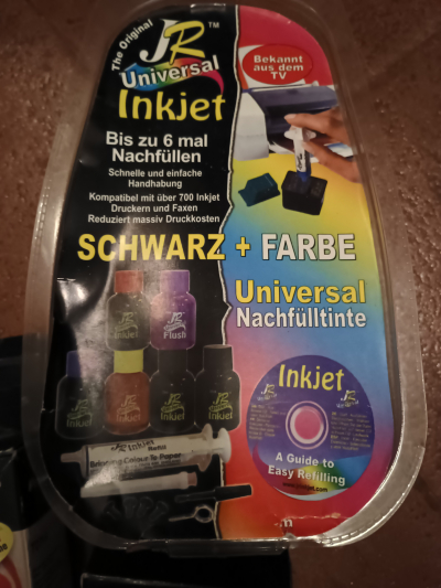 Plnička a barvy do toneru