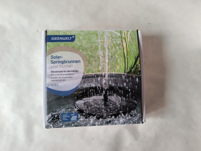 Solární fontána na zahradu