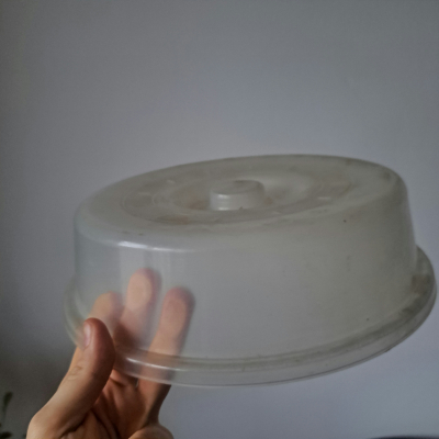 Poklop mikrovlnka nizsi