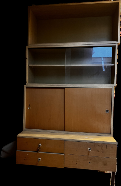 Daruji za odvoz staré sektorové skříňky