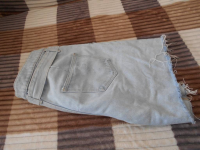 Kraťasy džínové s páskem, Reserved vel. 42  .