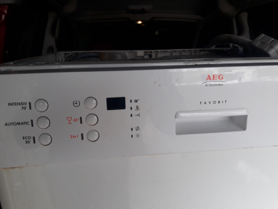 Myčku AEG favorit