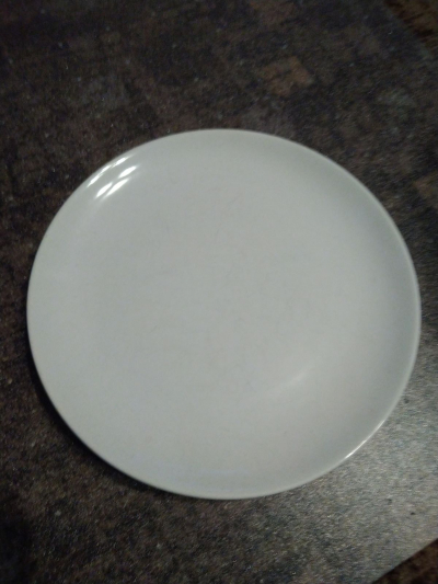 mělké talíře jen 3 kusy