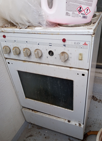 daruji za odvoz starý elektrický sporák