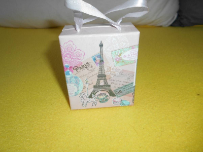 Dárková krabička menší,