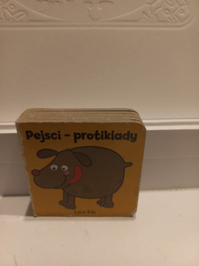 Dětská knížečka Pejsci-protiklady
