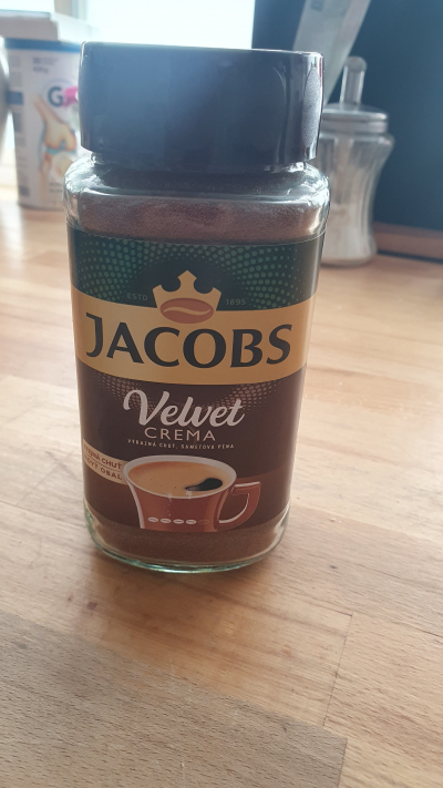 Daruji kávu po expiraci