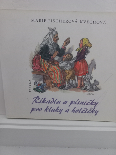 Říkadla a písničky pro kluky a holčičky.