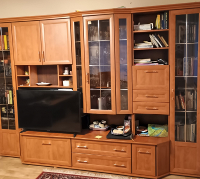 Nábytková stěna s komodou