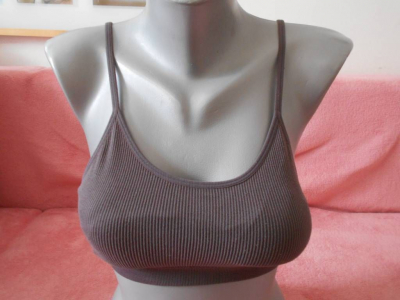 Hnědá podprsenka s vycpávkou