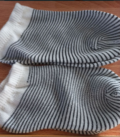 Nízké ponožky proužek 35-38