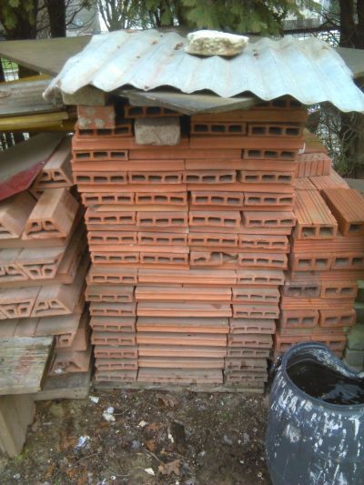 příčkovka dutinová cihla