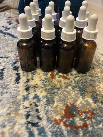 Použité pipetové nádoby 30 ml 13 ks