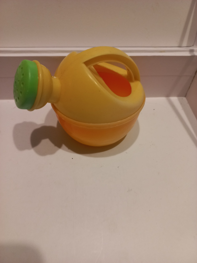 Dětská malá konvička