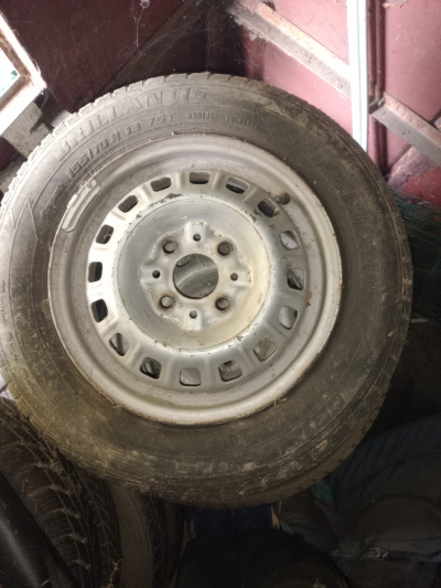 Dobrý den, věnuji sadu plechových disků na fiat uno.