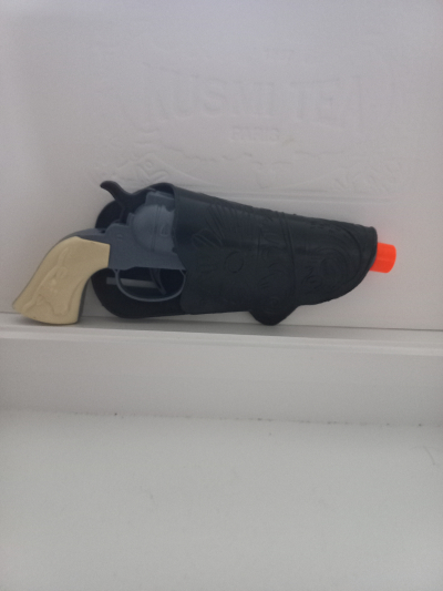 Dětská pistolka s pouzdrem