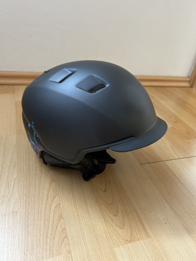 Lyžařská helma Lange