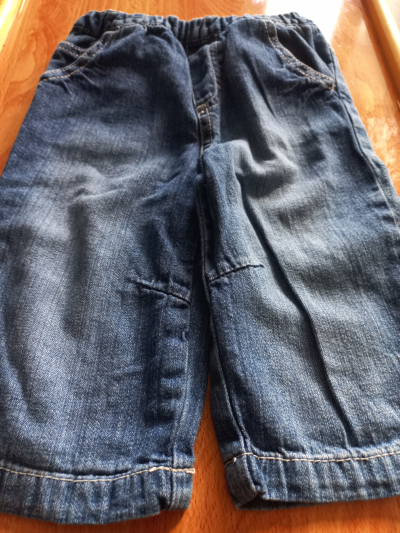 Dětské džíny vel. 6-9M