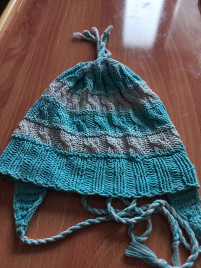 Dětská pletená čepice