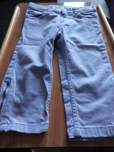 Dětské  Fialové kalhoty H M délka 52cm