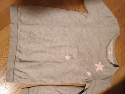 Moc pěkná mikina seda