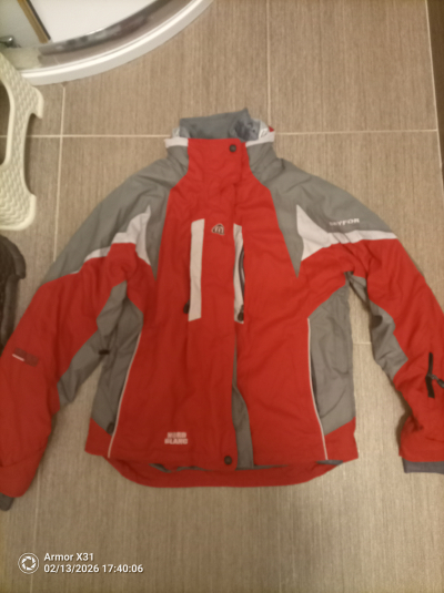 Zimní červená bunda Nordblanc 38