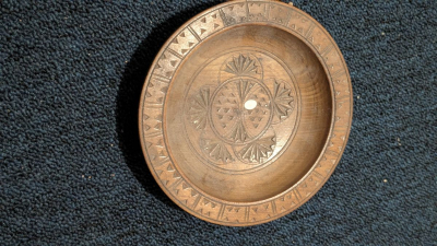 Dřevěné a proutěné mističky