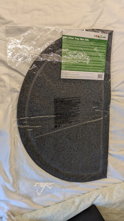 Kočičí předložka před záchůdek