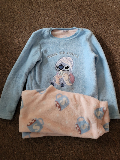 Fleesové pyžamo vel. 140