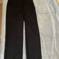 Dámské cerne kalhoty vel .38