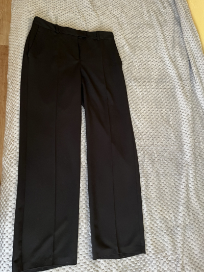 Dámské cerne kalhoty vel .38
