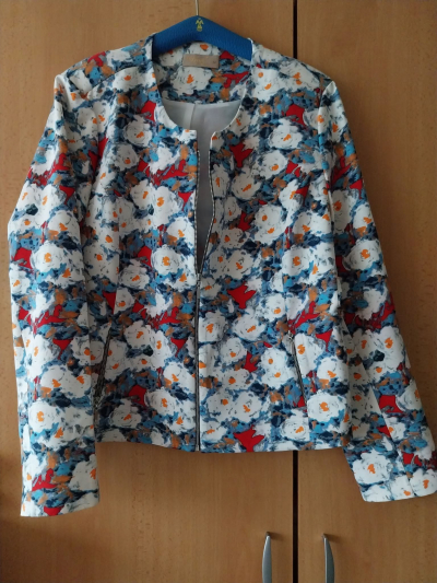 Dámské sako vel 42