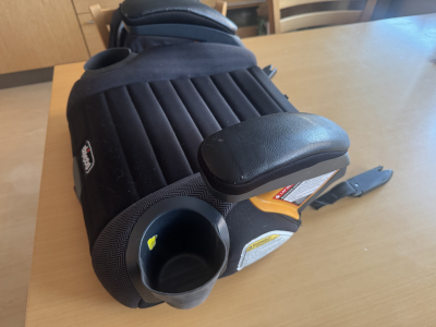 Podsedák Chicco s isofixem