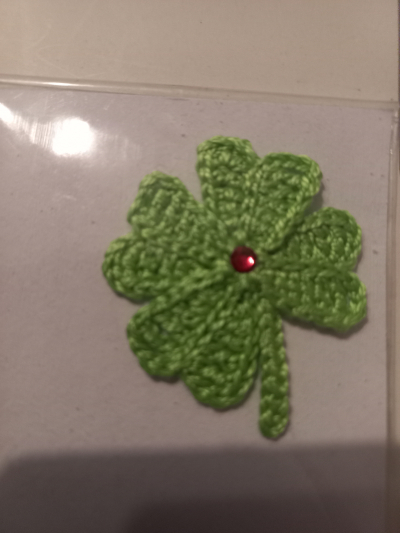 Háčkovaný čtyřlístek pro štěstí