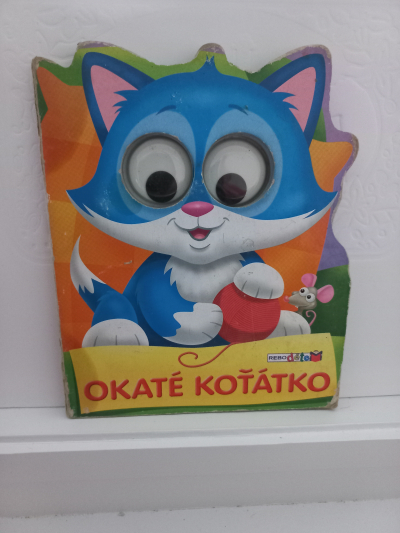 Dětská knížka okaté koťátko