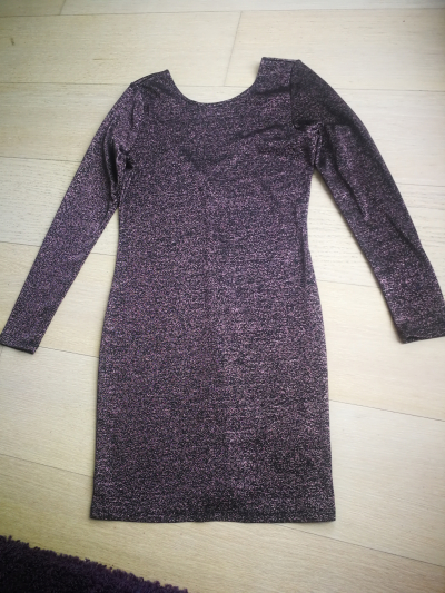 Elegantní šaty v. 42