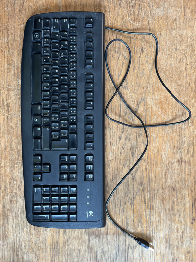 Klávesnice Logitech Deluxe 250