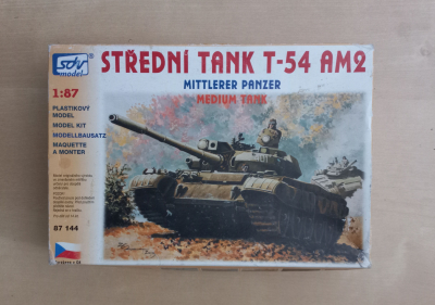 Model tanku T-54 ke složení