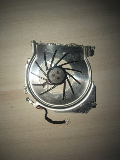 Větráček do notebooku