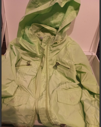 Dětská zelená bunda vel. 104