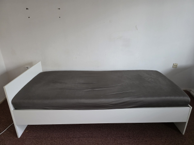 Daruji postel za odvoz